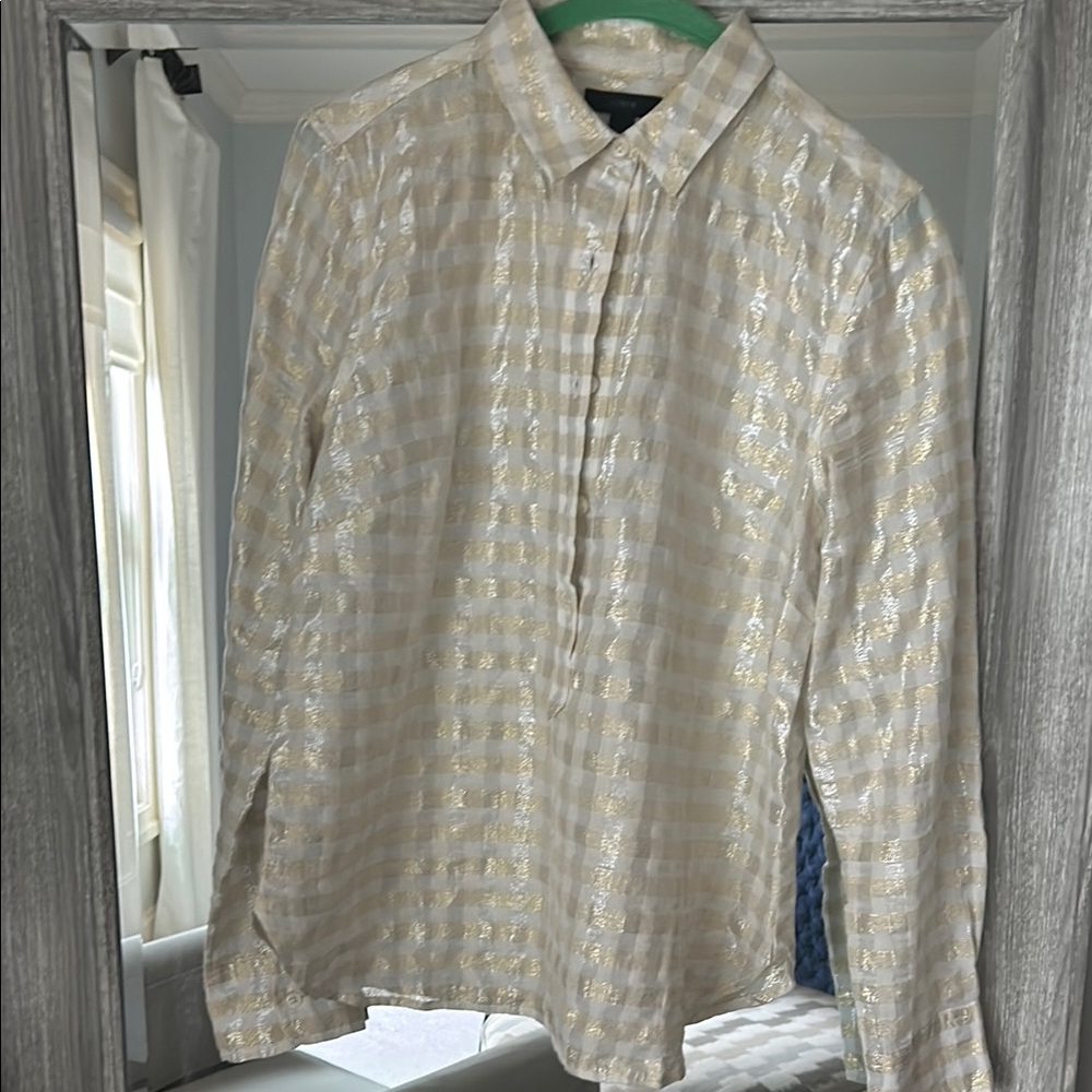 Gold and White Dress Shirt for Formal Occasions